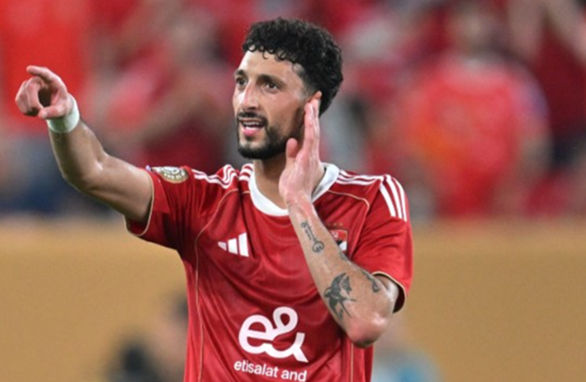 الأهلي يشدد عقوباته على وسام أبو علي.. وخصم يصل إلى 80 ألف دولار يهدد اللاعب